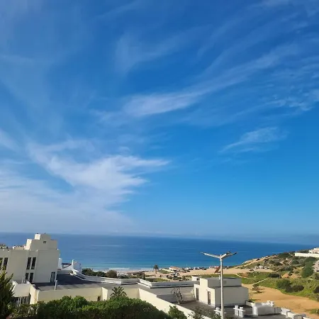 Salty Sandy لاغوس