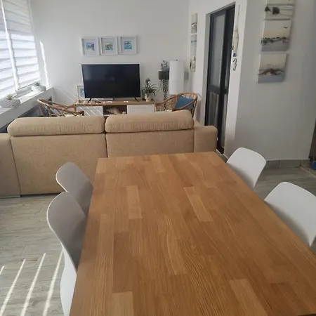 Salty Sandy Apartment